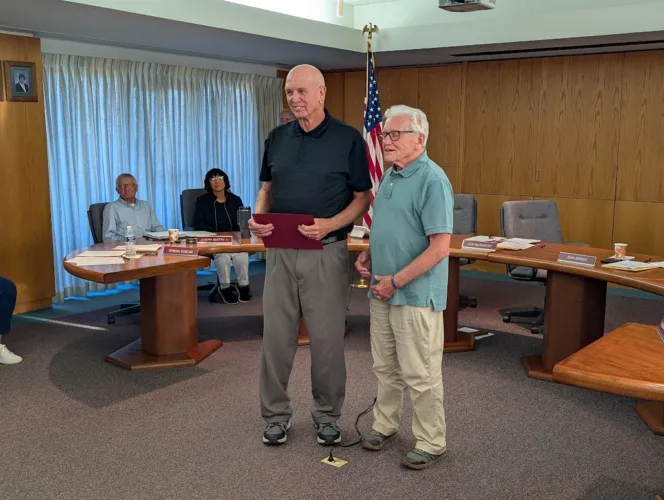 Former ACC Instructor Frost receives emeritus status